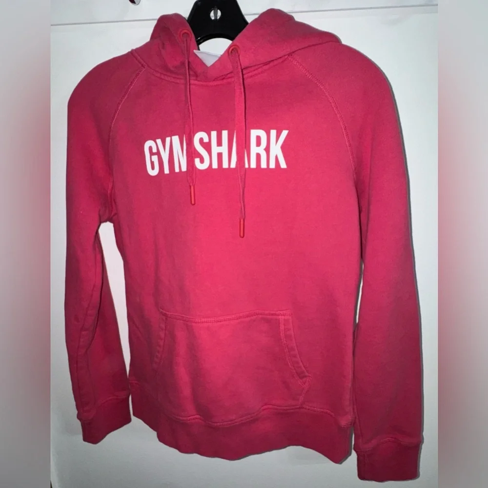 Gymshark Women's Raspberry Pink Logo Hoodie - Picture 2 of 4